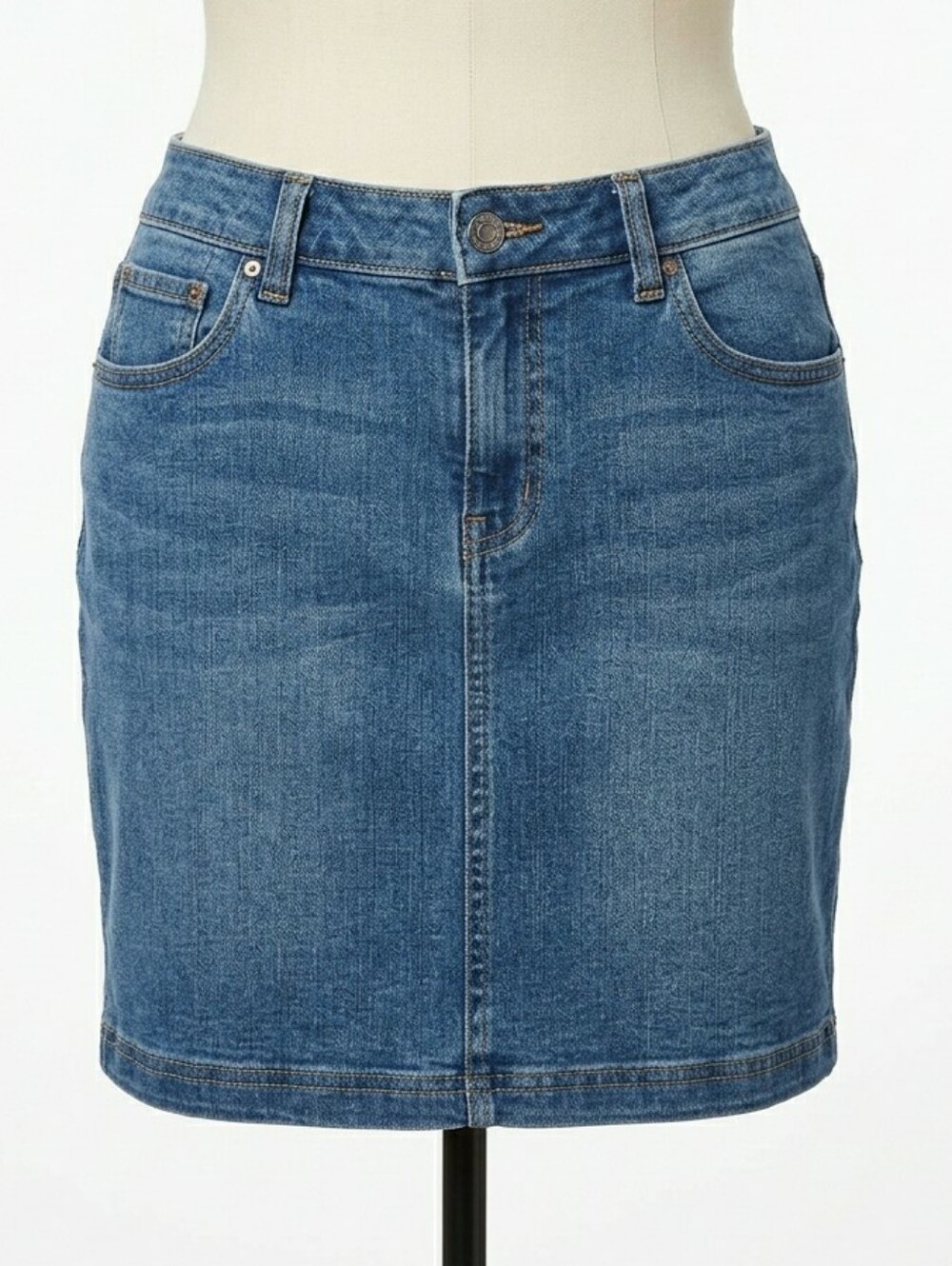NEW YORK & COMPANY Classic Blue Denim Mini Skirt Size 8 Medium Wash Stretch